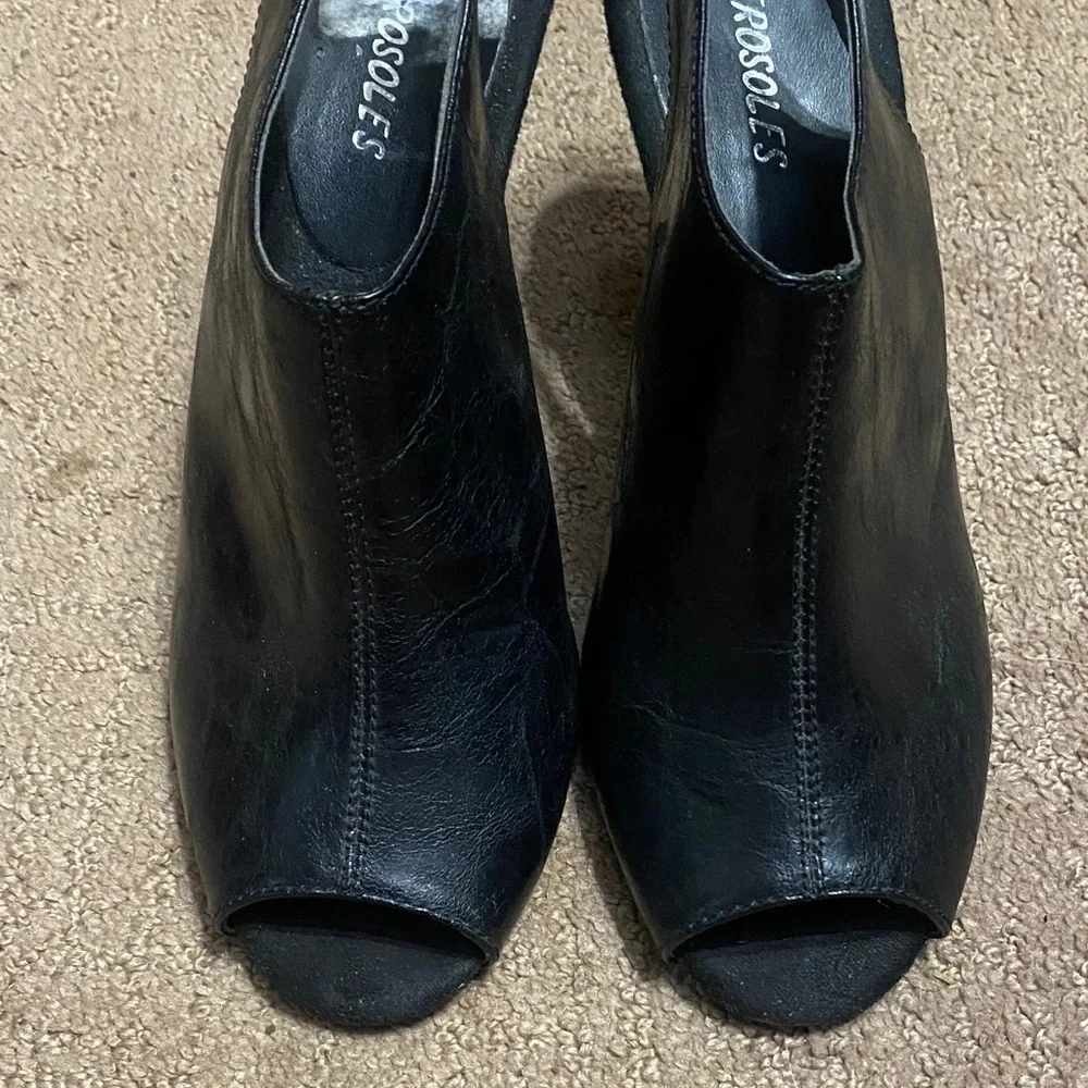 AEROSOLES Elegant Black Slingback Heels Size 9 Career Academia Collegiate